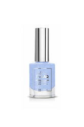 EZ Flow TruLAQ Free Fall light blue extended wear lacquer with a smooth, long-lasting finish for beautiful nails.
